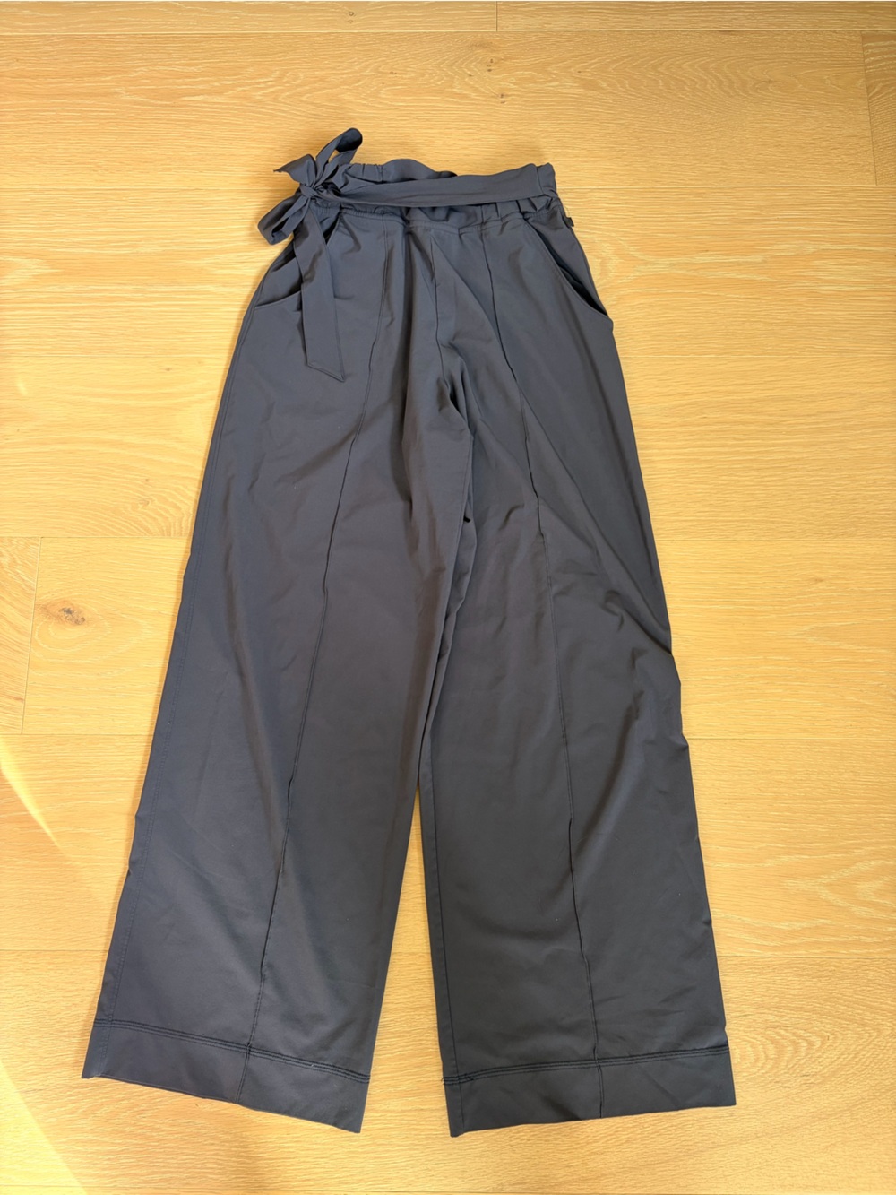 Lululemon Lightweight High Waist Tie Pants Navy